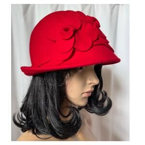 Retro 20's style Red Wool Flower Cloche Hat by Nine West